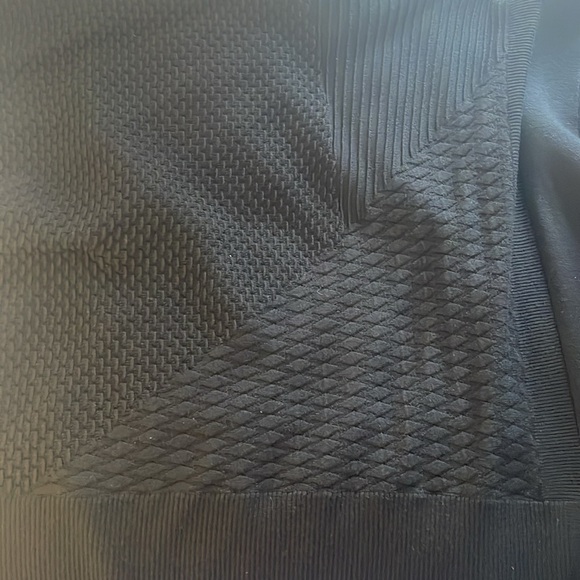 Lululemon knitted poncho - Picture 3 of 3